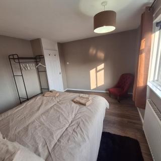 Newly refurbished, G London & Kent Gateway - Addington - 5