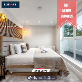 EXCLUSIVE DEALS l LAST-MINUTE ESCAPE l 1 X SUPER KING BED AND 3 SINGLE BEDS l WEMBLEY STADIUM LOCATION, FREE PARKING, SLEEPS 8 l Elevate Living Estates Short Lets & Serviced Apartments Wembley - Londra - 0