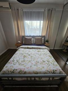 Budget double room - Guildford - 0