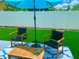 Naples 3 Bedroom 2 Bath Home Fenced in yard - Naples - 4