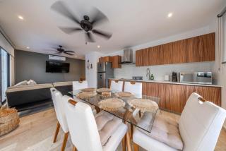 Luxury Stay Private Pool and Movie Theater Retreat - Tulum - 2