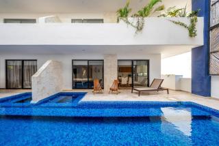 Luxury Stay Private Pool and Movie Theater Retreat - Tulum - 4