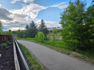 Water's Edge at Cranwell Square - 9