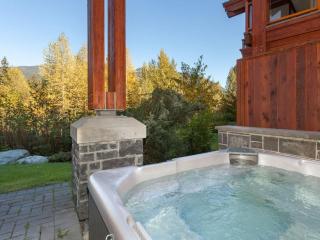 Fitzsimmons Walk 26 by Outpost Whistler - Whistler - 9