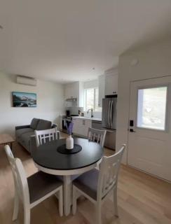Lakeside Living New 1 Bedroom Waterfront Retreat - Lake Cowichan - 5
