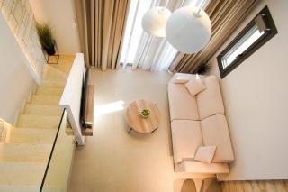 Chora Luxury Suites - Paralia Dionysiou - 2