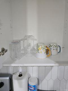Cozy 2 Bedroom Basement Suite - Edmonton - 2