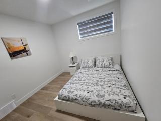 Cozy 2 Bedroom Basement Suite - Edmonton - 1