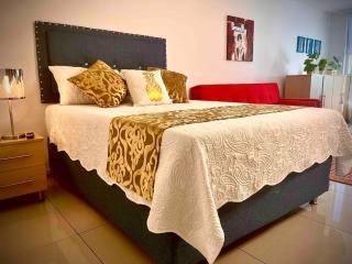 Best location Laureles to nomad Wi-Fi Fast - Medellín - 4