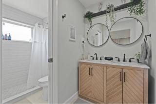 6BR 3BA Heated Pool Miami Vacation - 3