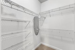 Upscale King 2BR Suite Mins to Downtown Raleigh! - Cary - 1