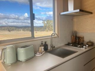 Little Shed Retreat - - 6