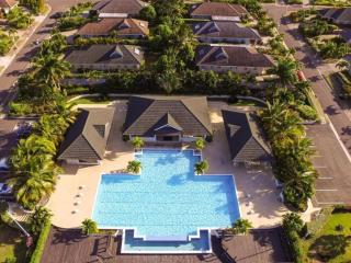 The Sunshine 3 Bedroom Villa with pool & gym - Richmond - 2