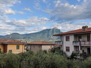 Charming Lake Garda Escape - Torri del Benaco - 4