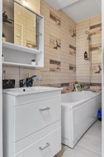 Cozy Studio close to Piata Romana - 2