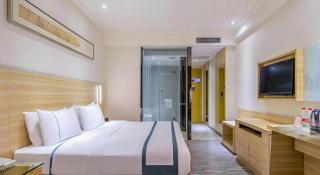 City Comfort Inn Wuhan Tianhe Airport Julong Avenue Metro Station - Wuhan - 1