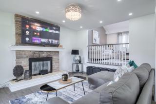 Modern Designed 1BR Basement in Quite Neighborhood - 6