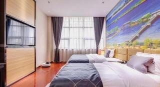 Chonpines Hotel Jining Quanmin Fitness Plaza - 1