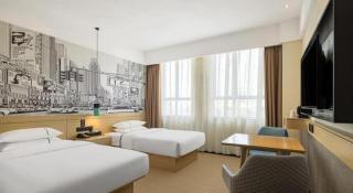 City Comfort Inn Zhuhai Doumen Daxin Xinduhui Pedestrian Street - Zhuhai - 4