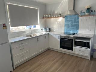 Arno Bay Tourist Accommodation - 3