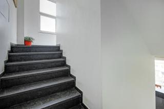 Super Townhouse Geetanjali Inn - Gurgaon - 3