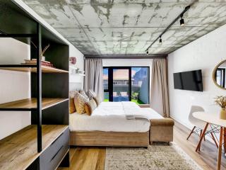 Luxury Studio Near Beach with AC and Patio - 1