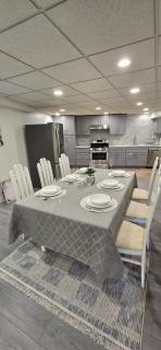 Spacious 3 BR Nature Lover's Retreat in North Vancouver - North Vancouver - 9