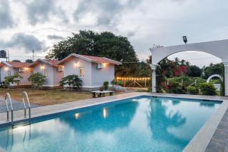 Lakeside ParadisePrivate Pool3 CottagesLawn - Talai - 4