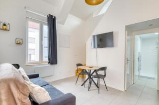 Appartement T2 moderne cosy et climatisé à proximité du centre ville de lyon - Villeurbanne - 0
