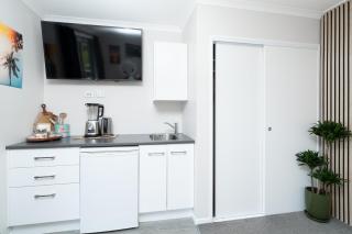 Banana Bungalow Studio - 2