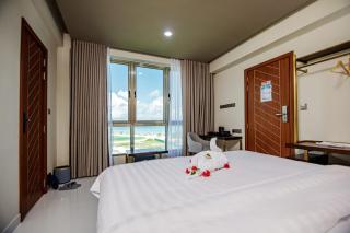 Royal Villa Fulidhoo - 4