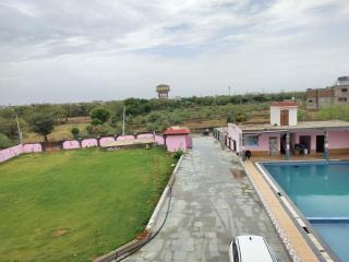 hiil view resort - Jaipur - 2