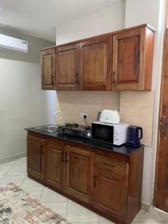 Your Perfect Sinza Retreat - Dar es Salaam - 7