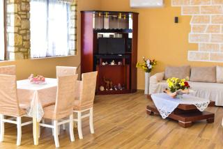 Lila view - 8