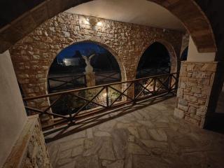 Stone house 2 - Artemida - 4