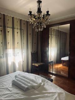 Urban Stay with 3 bedrooms - 1