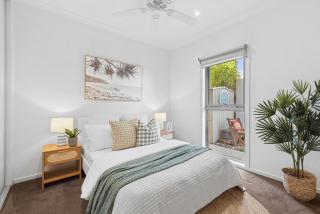 Walk to Shops and Beach only 700m away! - Ocean Grove - 9