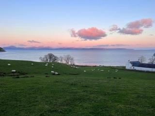 House on the hill above the sea - Campbeltown - 6