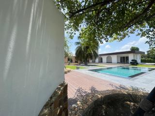 Arom Pool Villa Pattaya 2 - 5