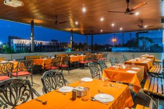 Treebo Premium Grand Emerald - Pune - 4