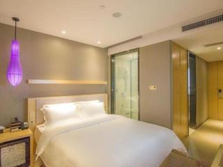 Lavande Hotel Guangzhou Tianhe Sports West Road Subway Station - 1