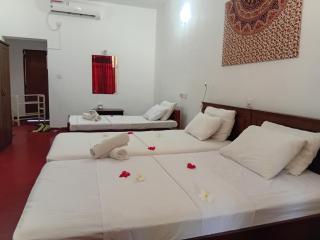 Happy Beach hotel nilaveli - Nilaveli - 2