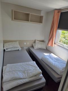 Mobil-home - 8pers - 10m des piscines - 9