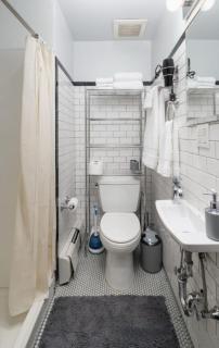 Spacious 4Bd with Backyard in Manhattan - New York - 2