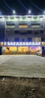 Hotel Kalpataru Grand - - 6