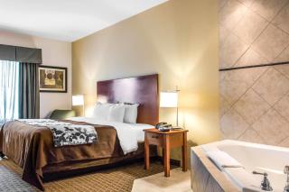Sleep Inn & Suites - Savannah - 1
