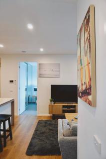 Eastside Escape - 2BR 1Bath Stay - 5