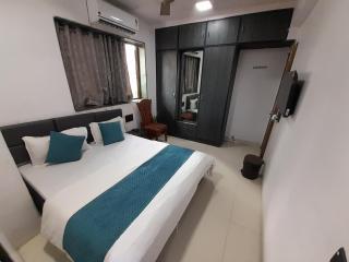 Agrawal stay couple friendly - Mumbai - 2