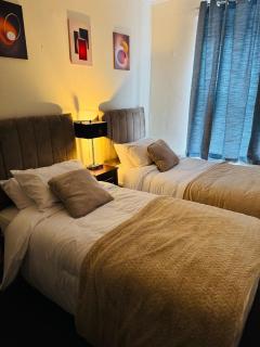 Home away from home in Salford - Moffat - 1