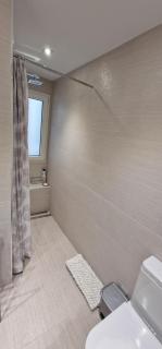 Tu Refugio Calmar - Pisazo de 2 hab y 2 baños - Gijón - 2
